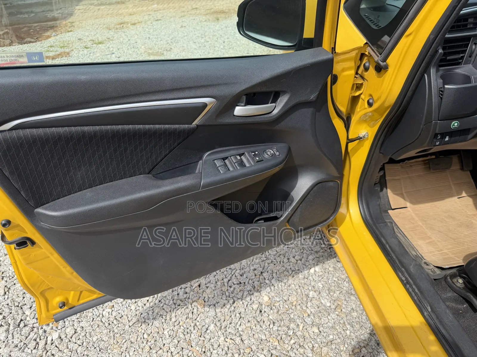 Honda Fit 2019 Yellow