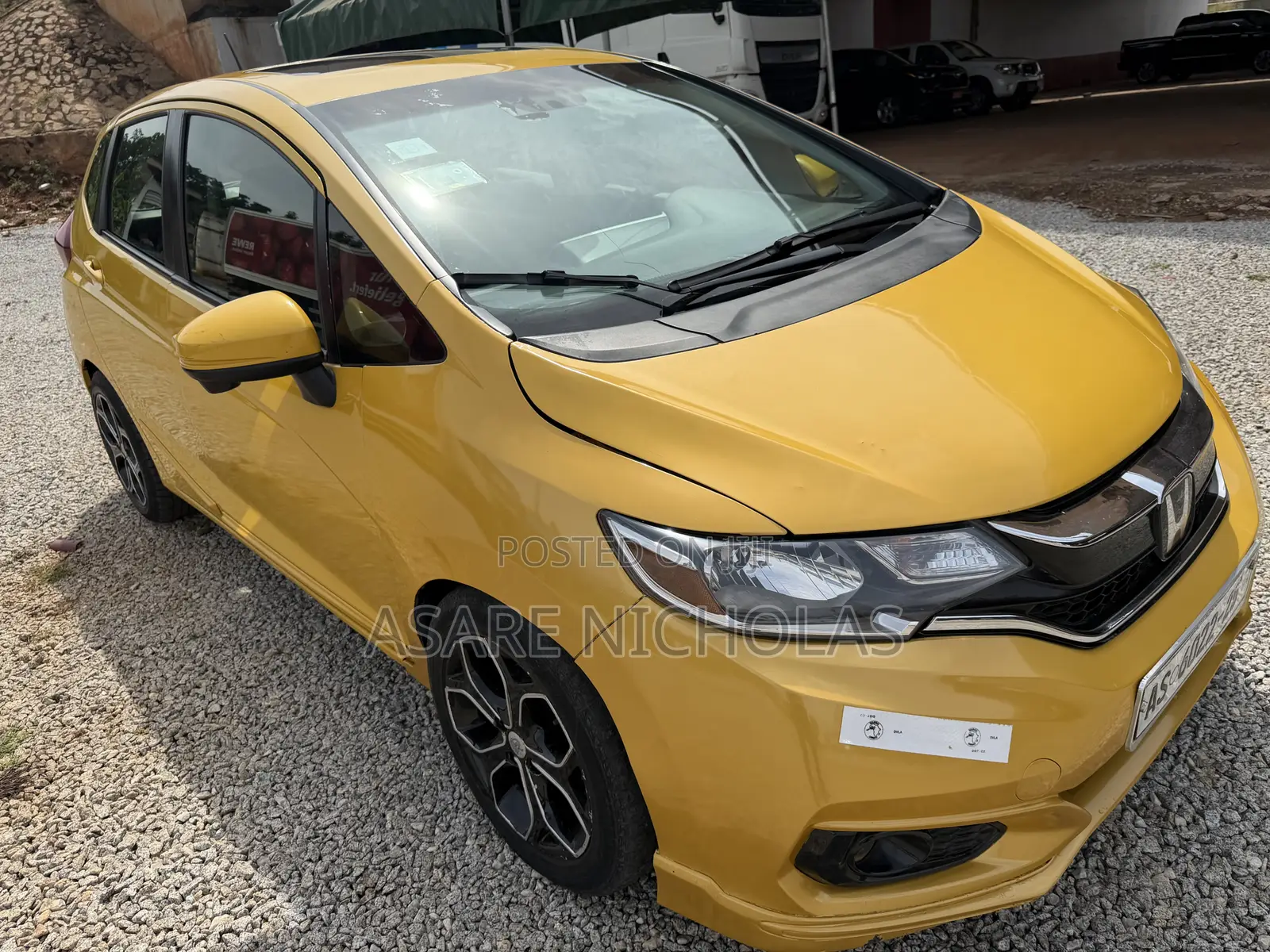 Honda Fit 2019 Yellow