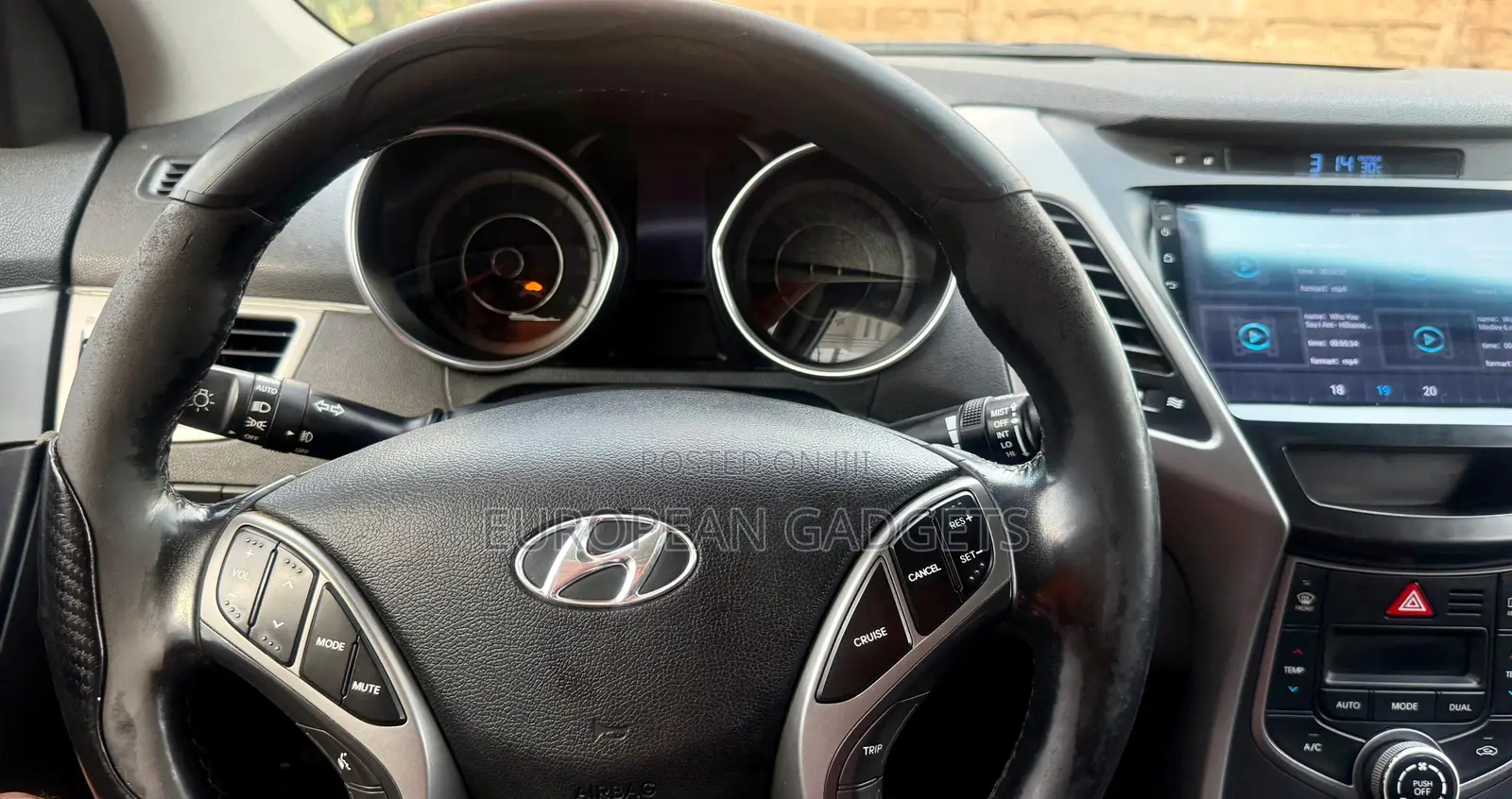 Hyundai Avante 2014 White