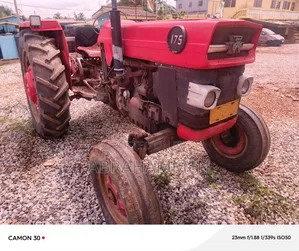 Force Traveller 1999 Red