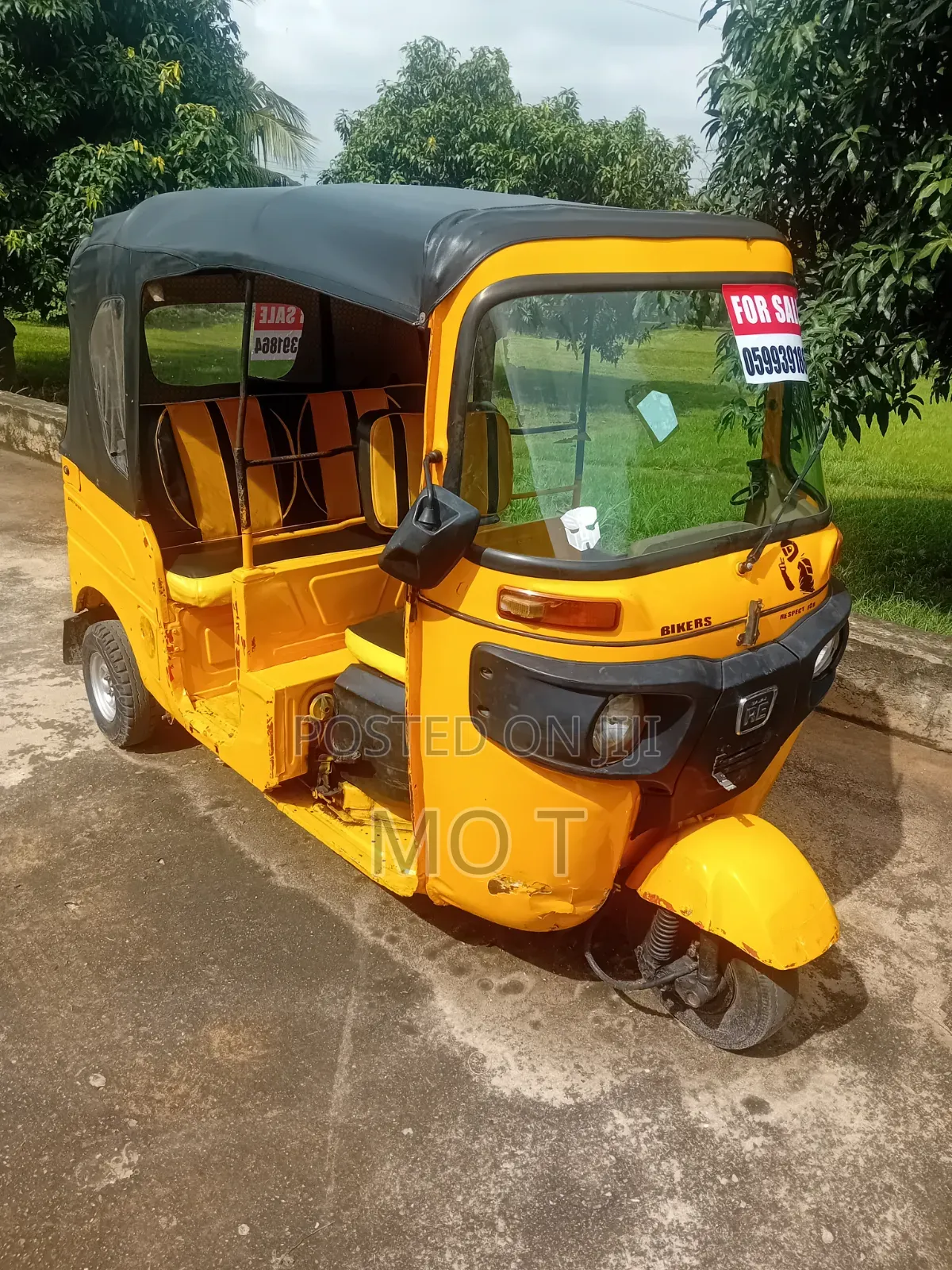 Bajaj 2023 Yellow