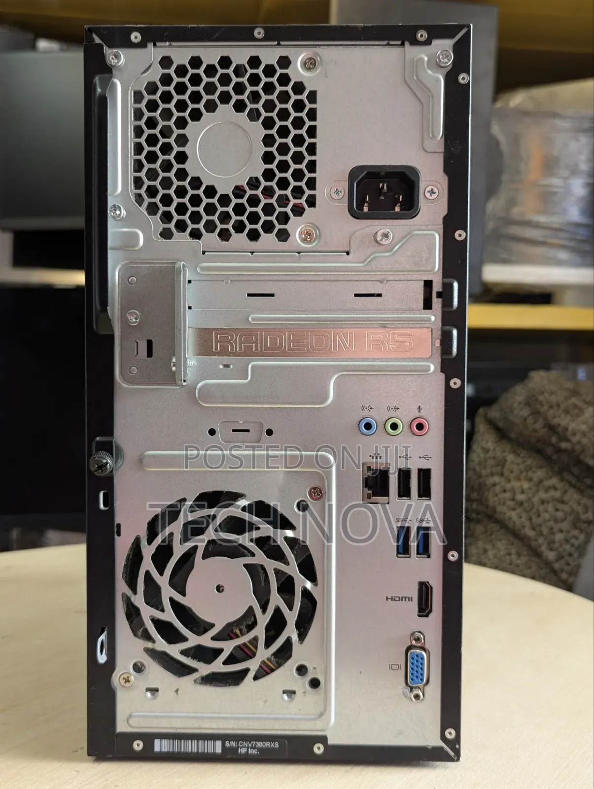 Desktop Computer HP Pavilion 570 8GB Intel Core i5 SSD 256GB
