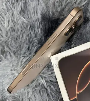 Apple iPhone 16 Pro Max 256 GB Gold