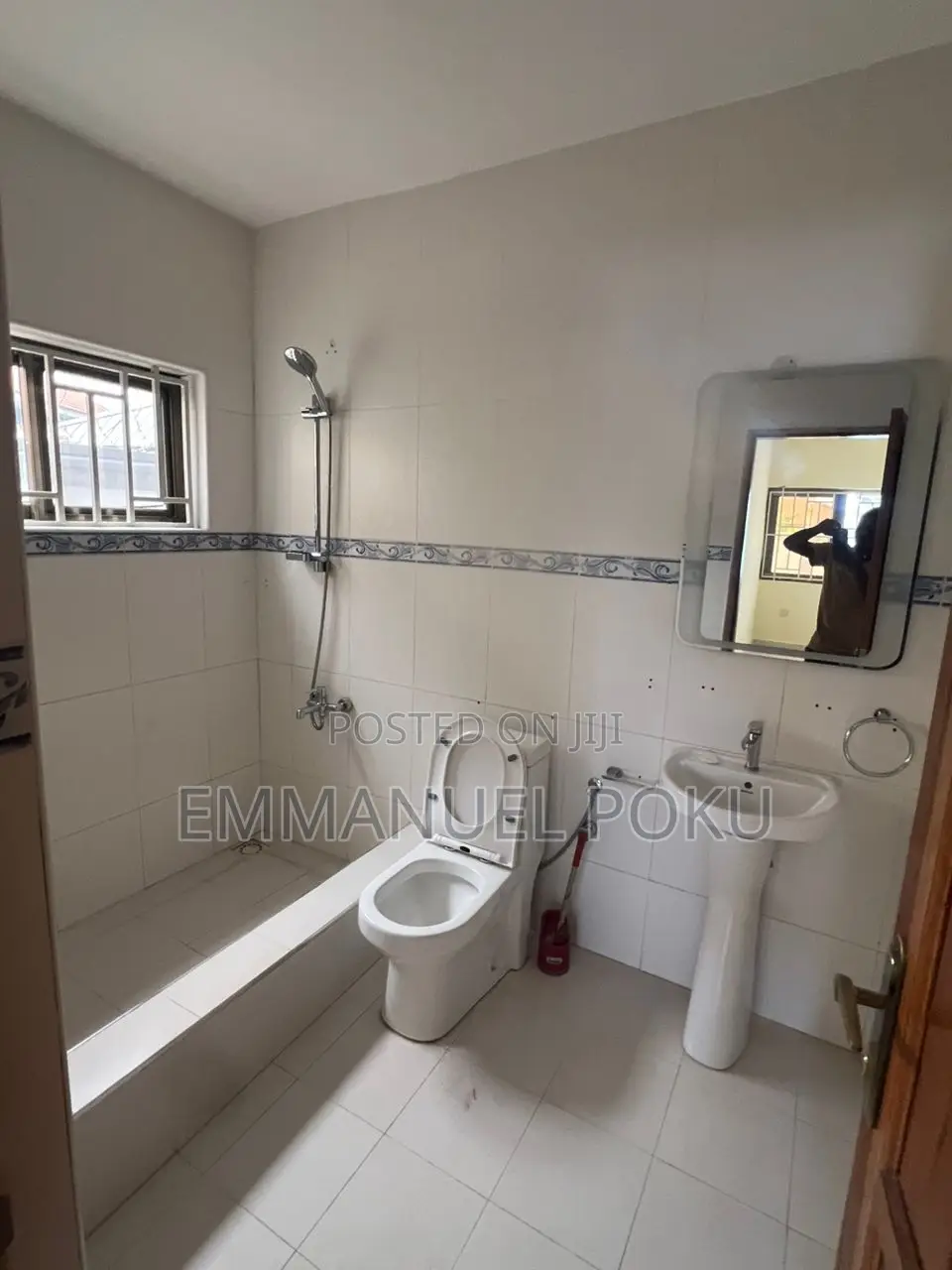 4bdrm House in Volta Realty, Baatsona Total for rent