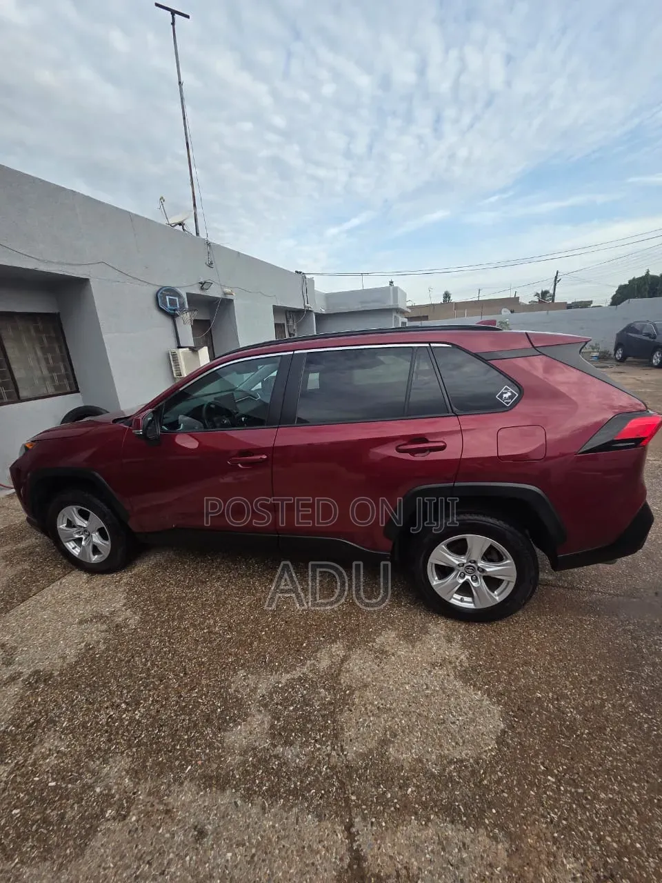Toyota RAV4 XLE AWD 2019 Red