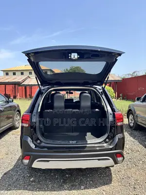 Mitsubishi Outlander 2019 Black
