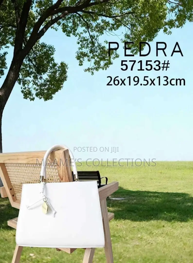 Pedra Quality Women’S Handbag With Purse and Long Strap.