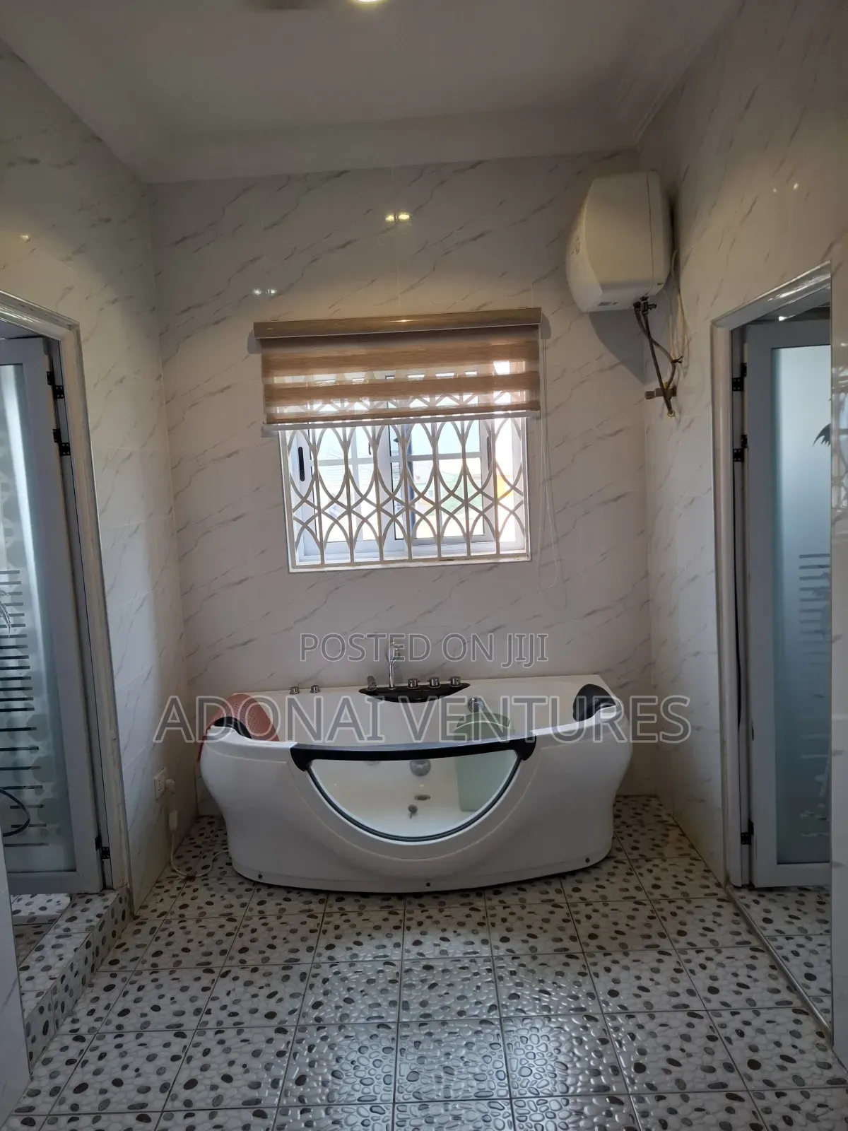 4bdrm House in Atasomanso, Kumasi Metropolitan for rent