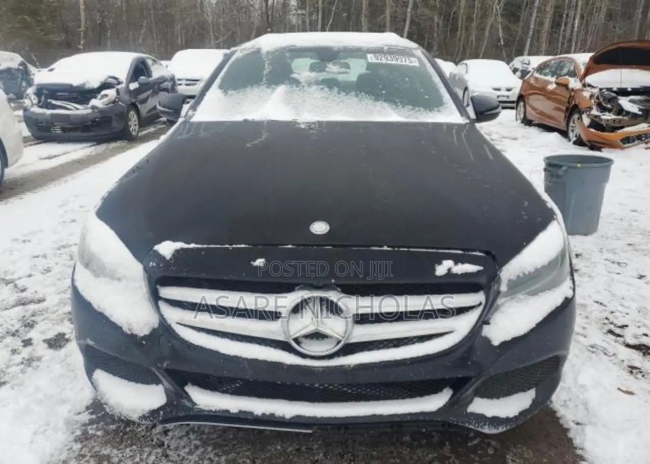 Mercedes-Benz C300 2016 Black