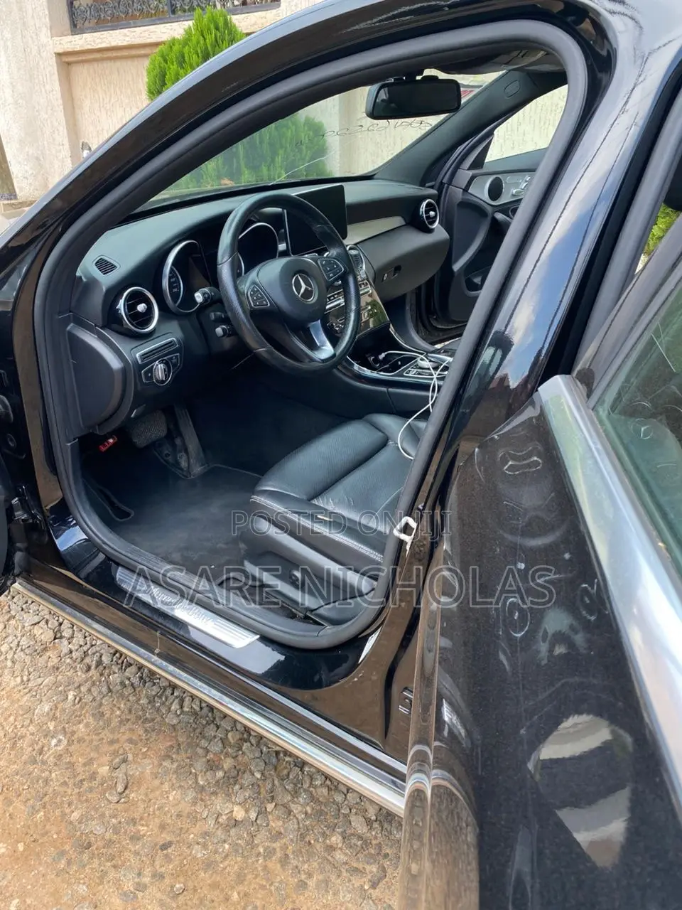 Mercedes-Benz C300 2016 Black