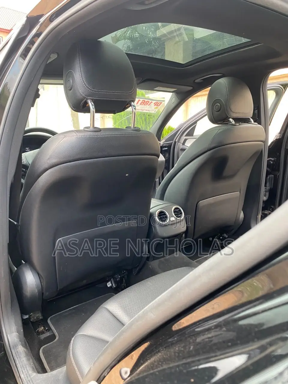 Mercedes-Benz C300 2016 Black