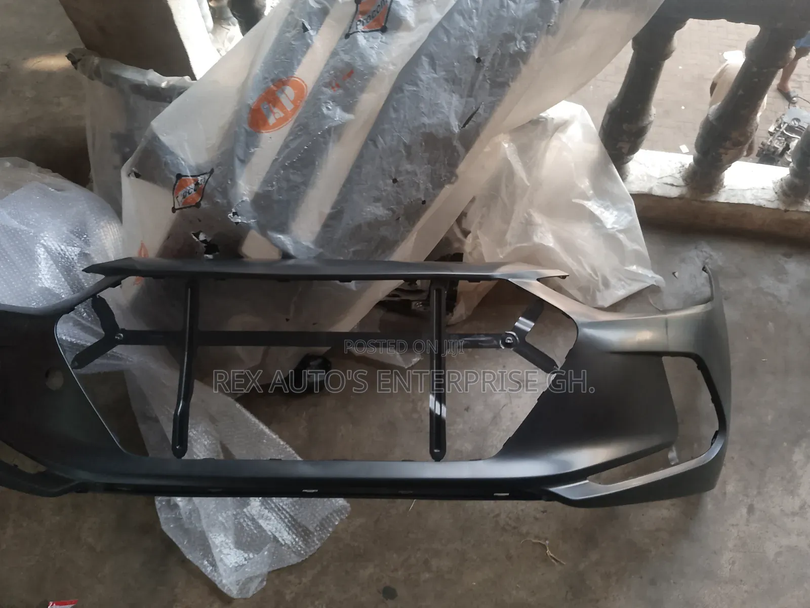 Hyundai Elantra Front Bumper (2017)