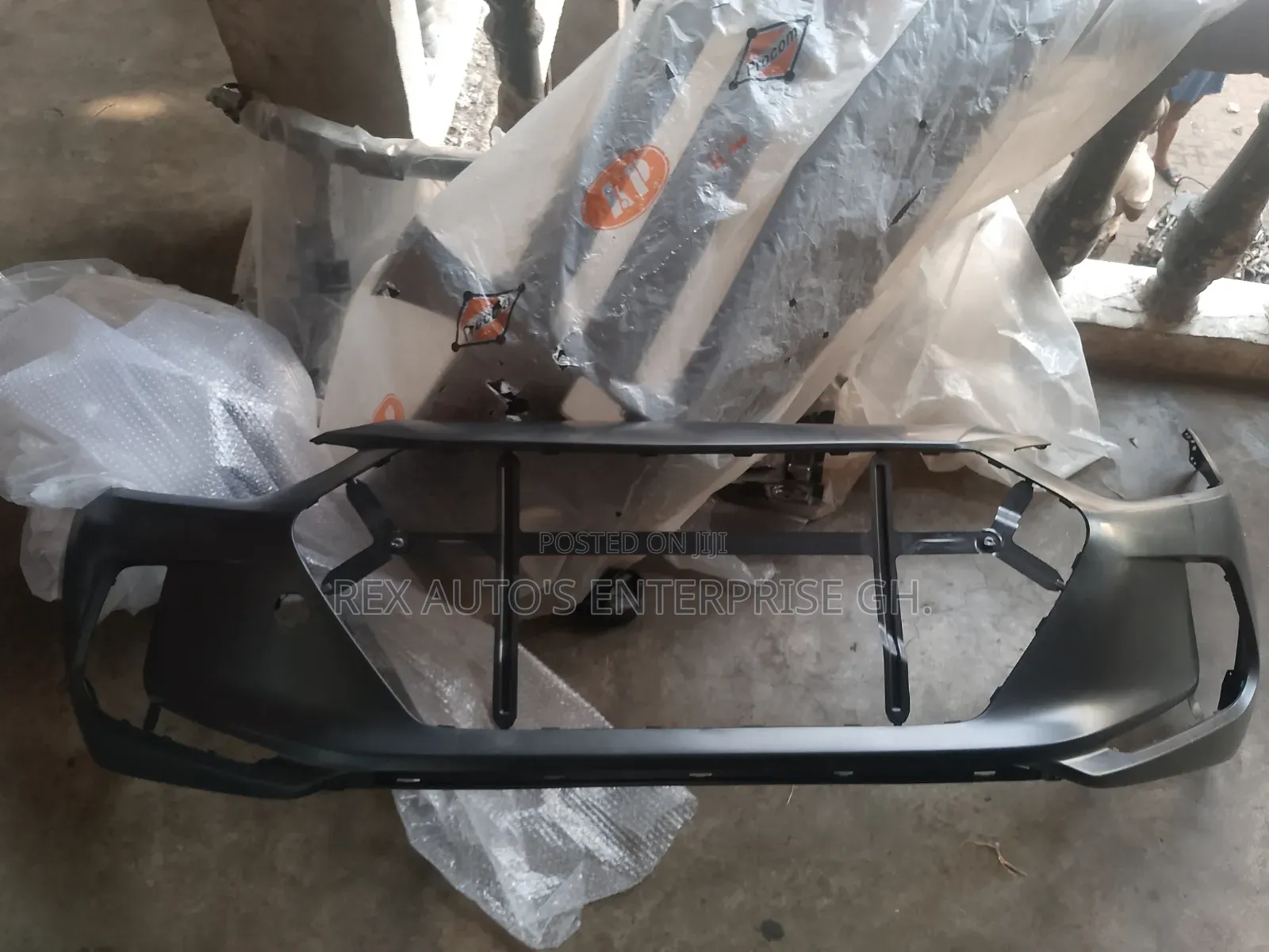 Hyundai Elantra Front Bumper (2017)