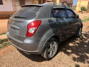 SsangYong Korando 2016 Brown