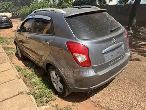 SsangYong Korando 2016 Brown