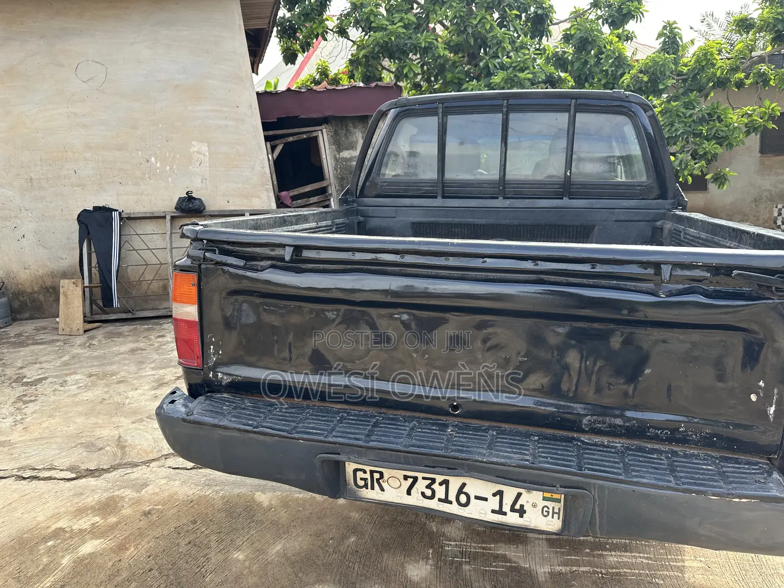 Toyota Hilux 1996 Black