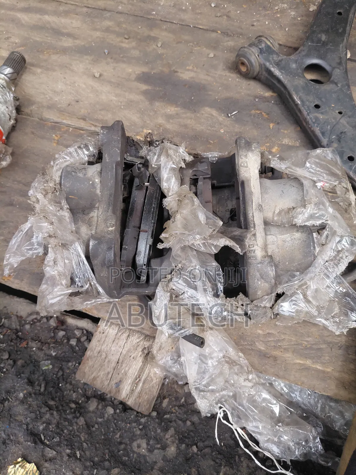 Front Brake Caliper Nissan Navara, Partfinder 2005, 2008, 2010, 2015