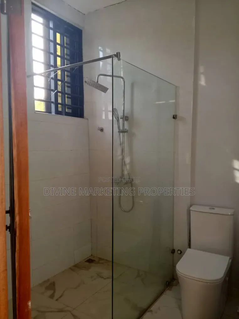 3bdrm House in Sonitra, Amasaman for sale