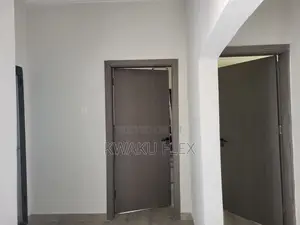 2bdrm House in Oyarifa Mall Area for rent