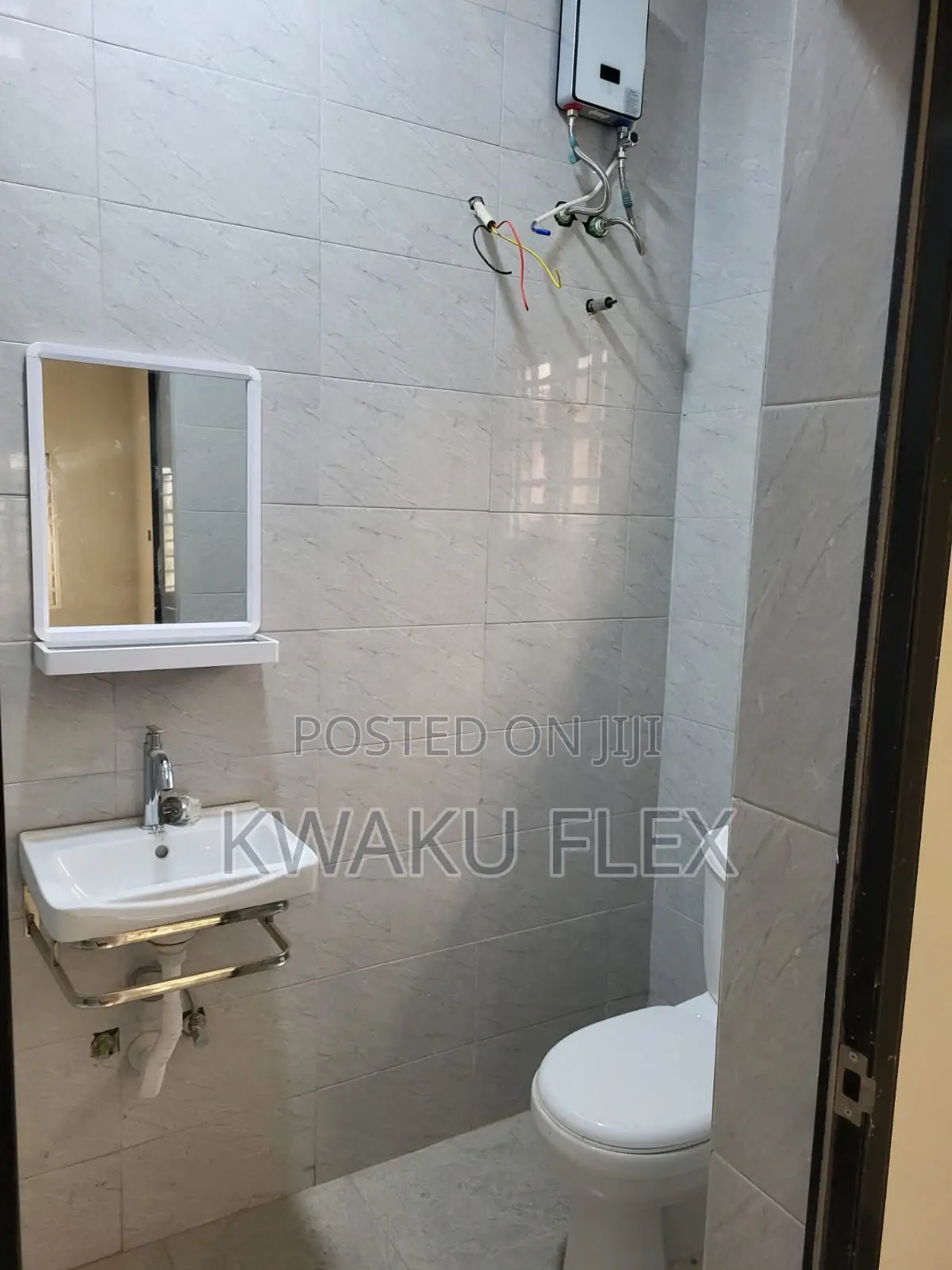 2bdrm House in Oyarifa Mall Area for rent