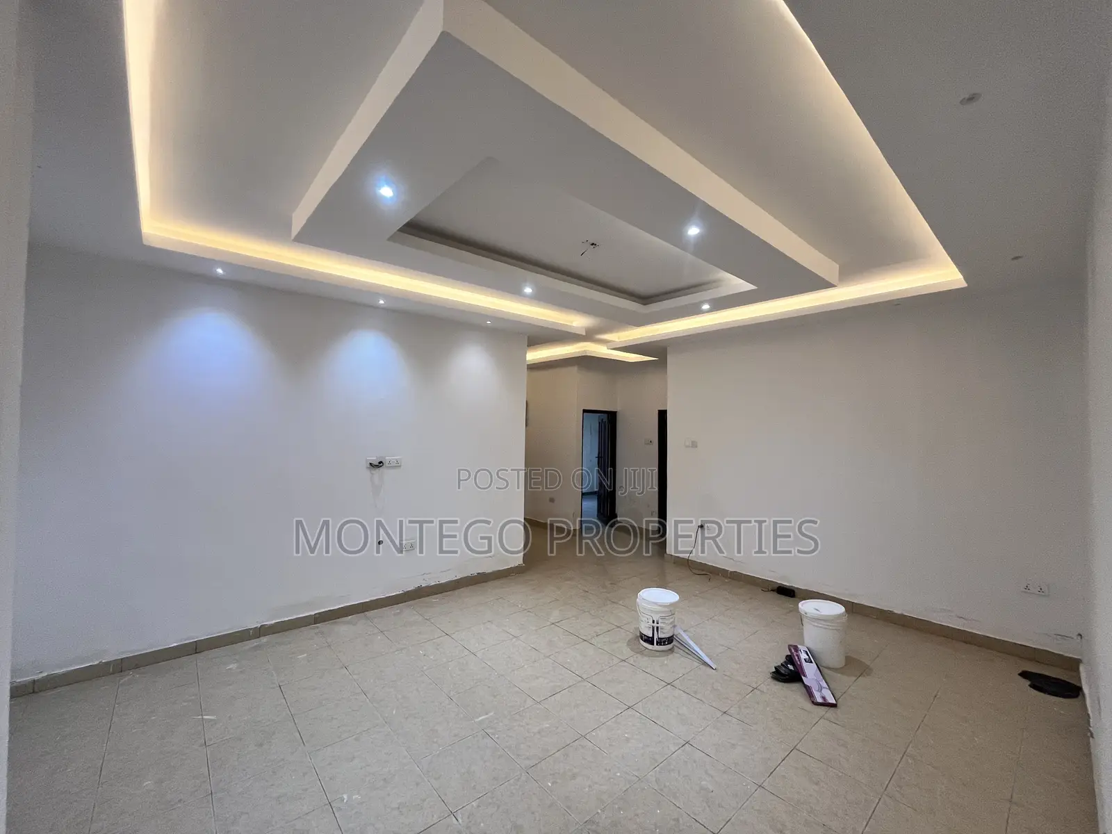 3bdrm Bungalow in American House, East Legon for rent