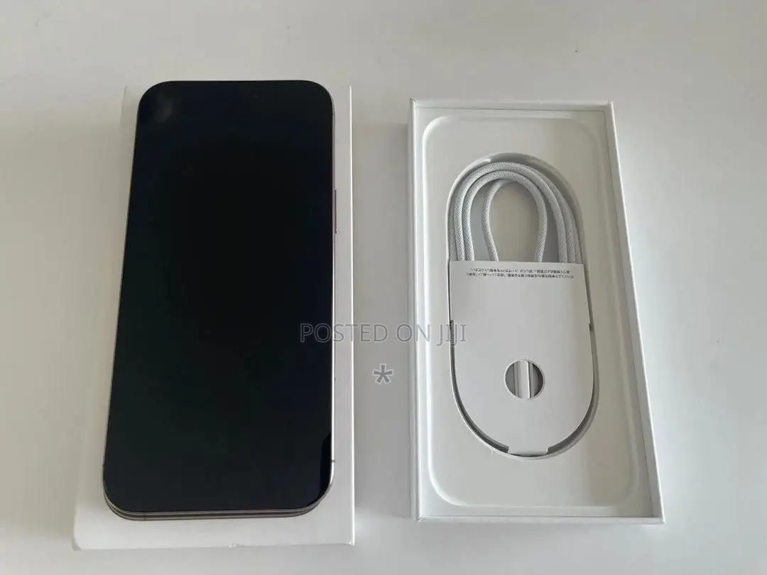 New Apple iPhone 16 Pro Max 256 GB Gold