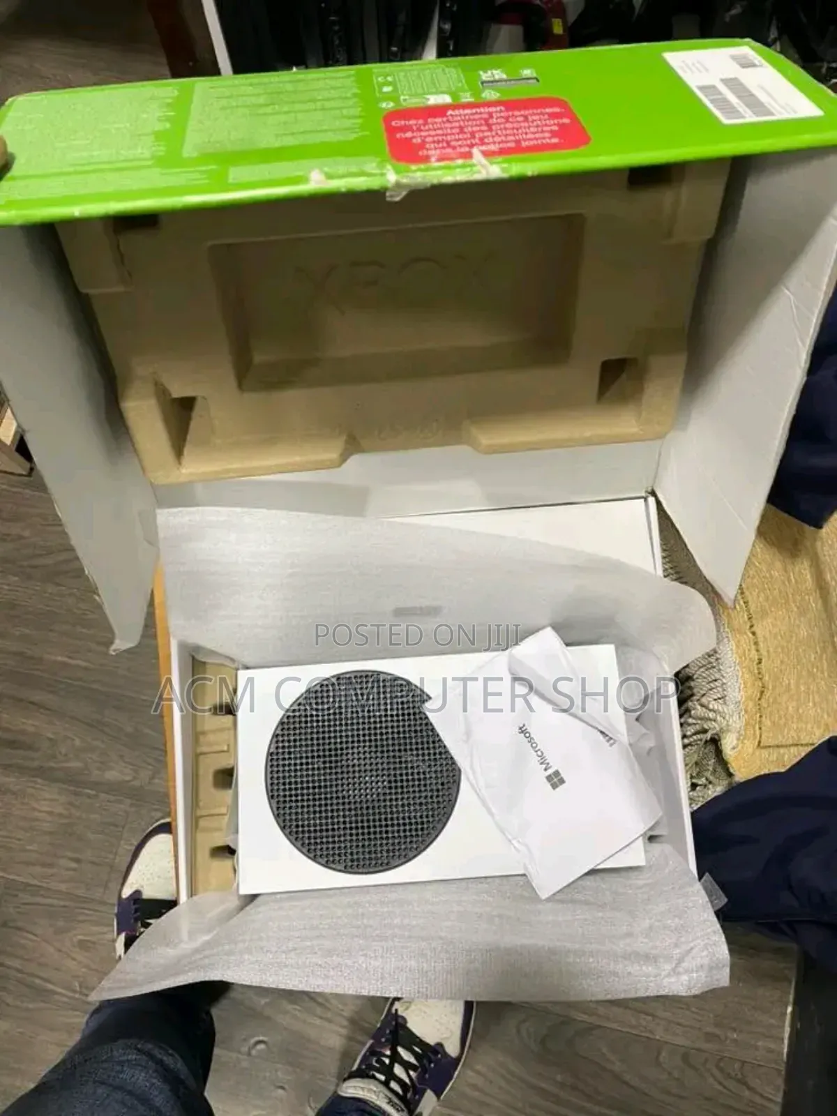 Xbox Series S With 14 Games