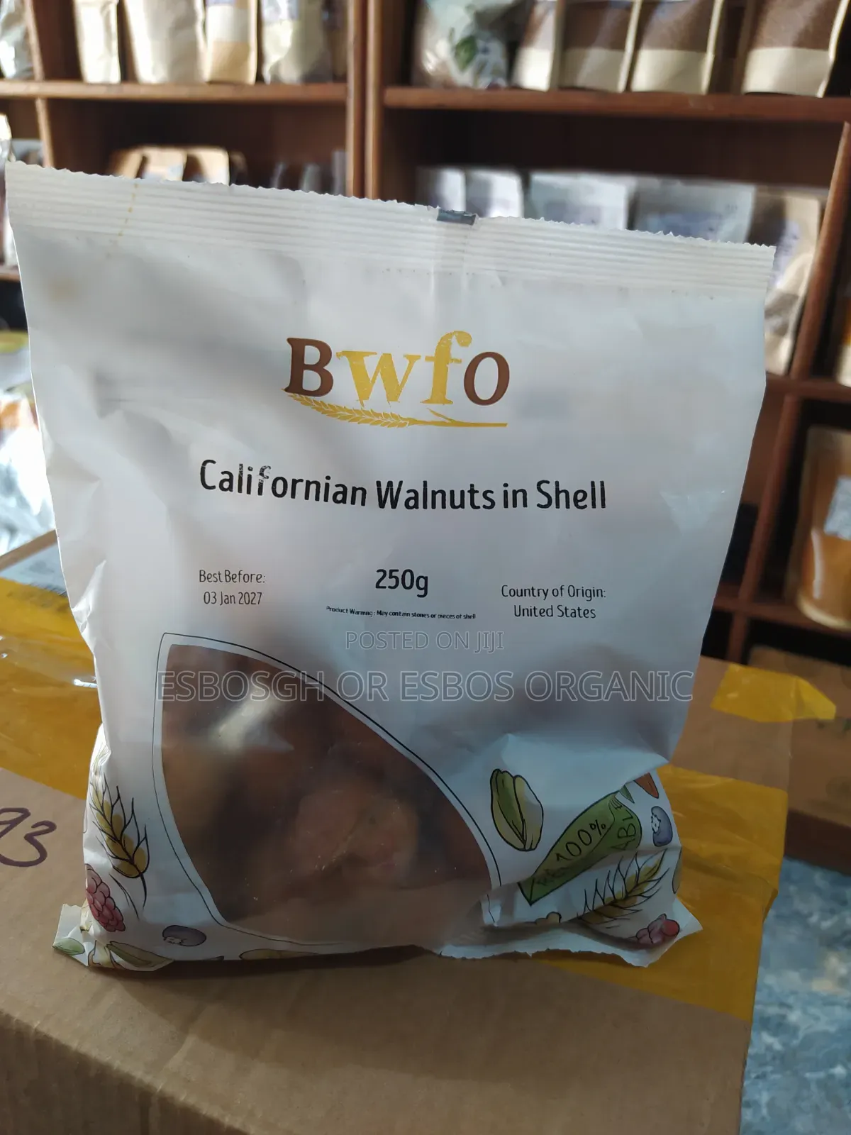 Californian Walnut in Shell