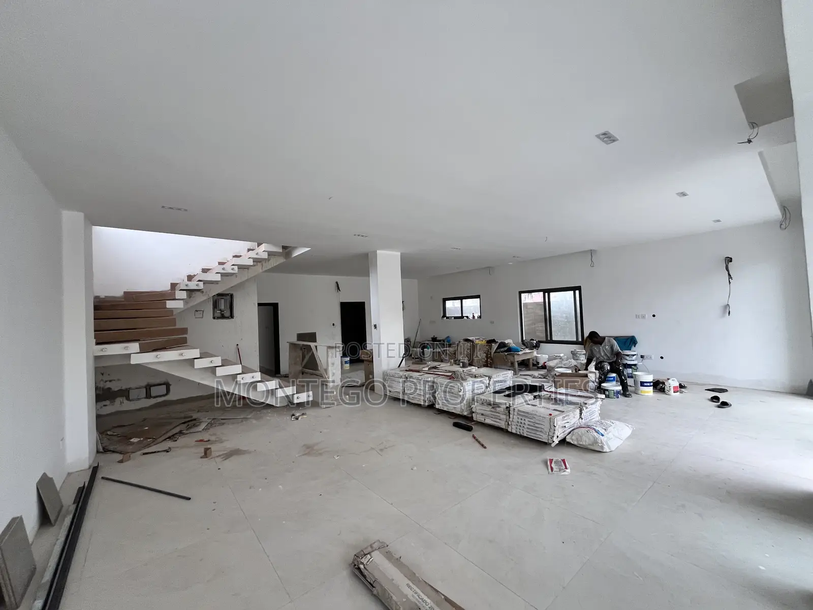 4bdrm House in Adjiringanor, East Legon for sale
