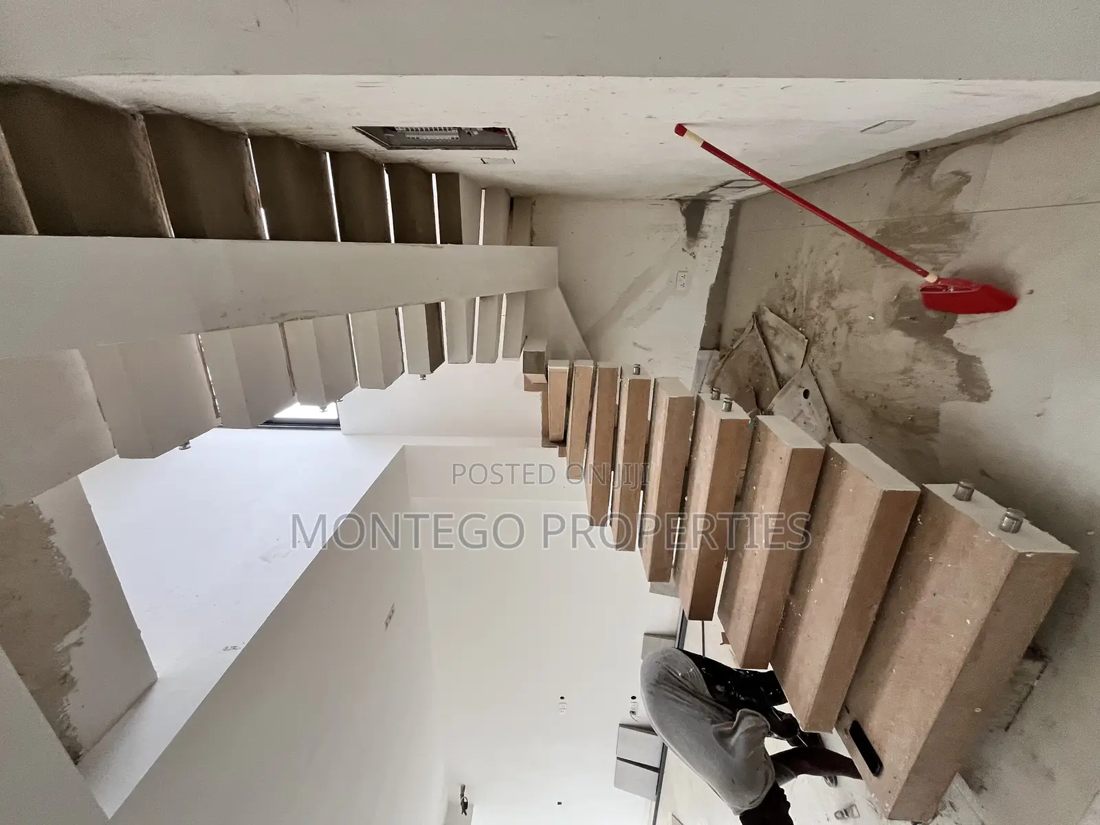 4bdrm House in Adjiringanor, East Legon for sale