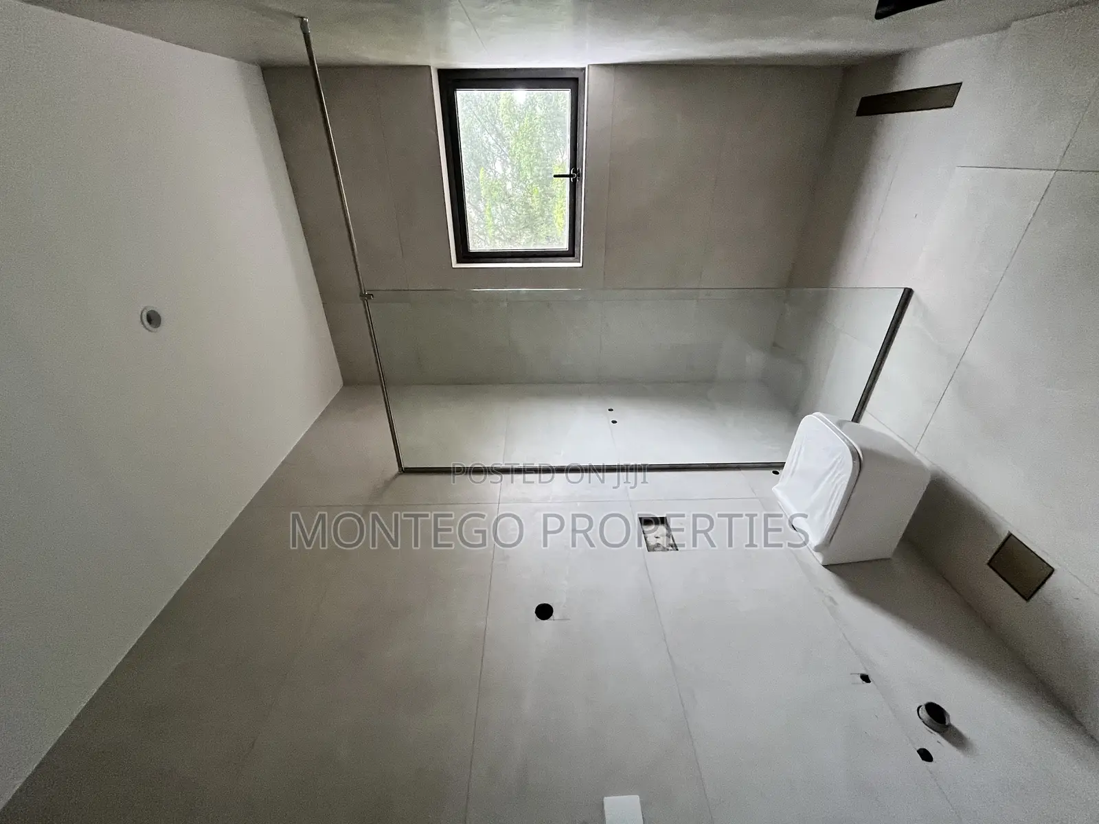 4bdrm House in Adjiringanor, East Legon for sale