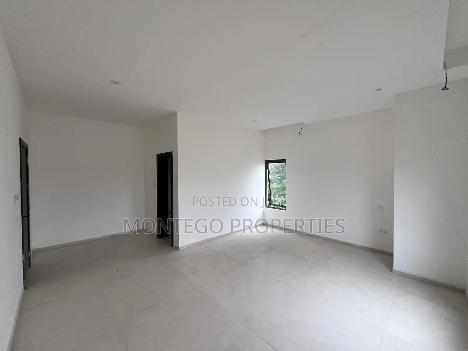 4bdrm House in Adjiringanor, East Legon for sale
