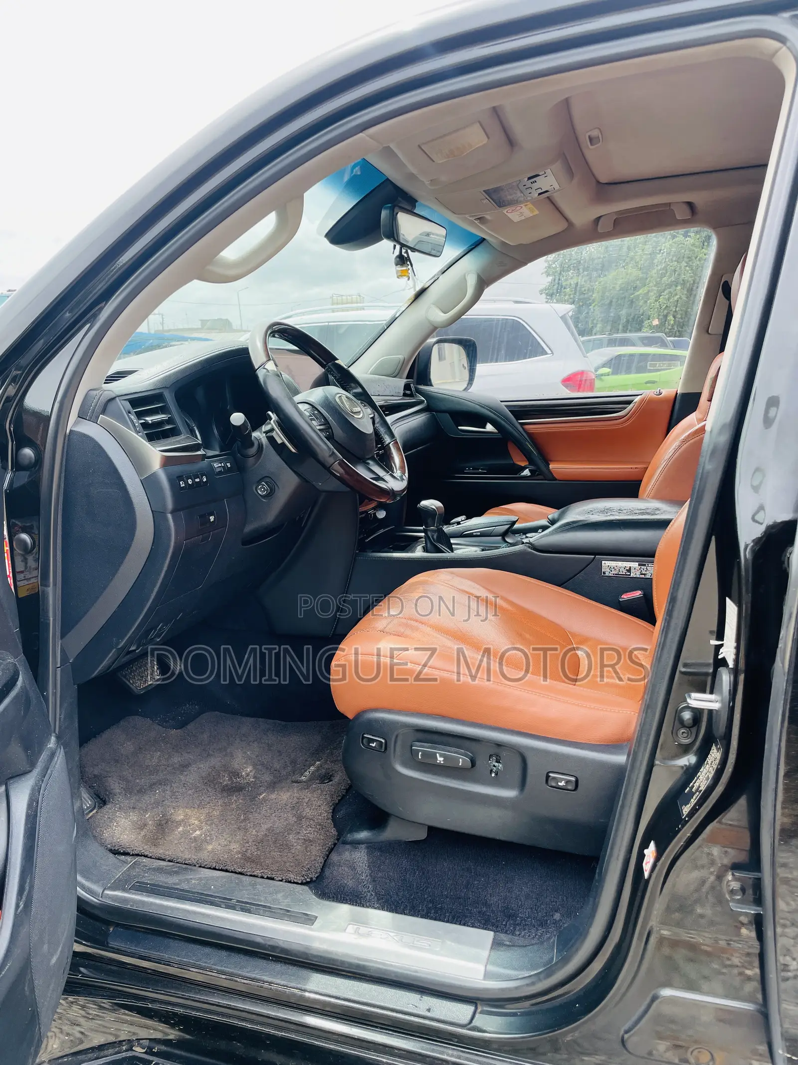 Lexus LX 570 AWD 2015 Black