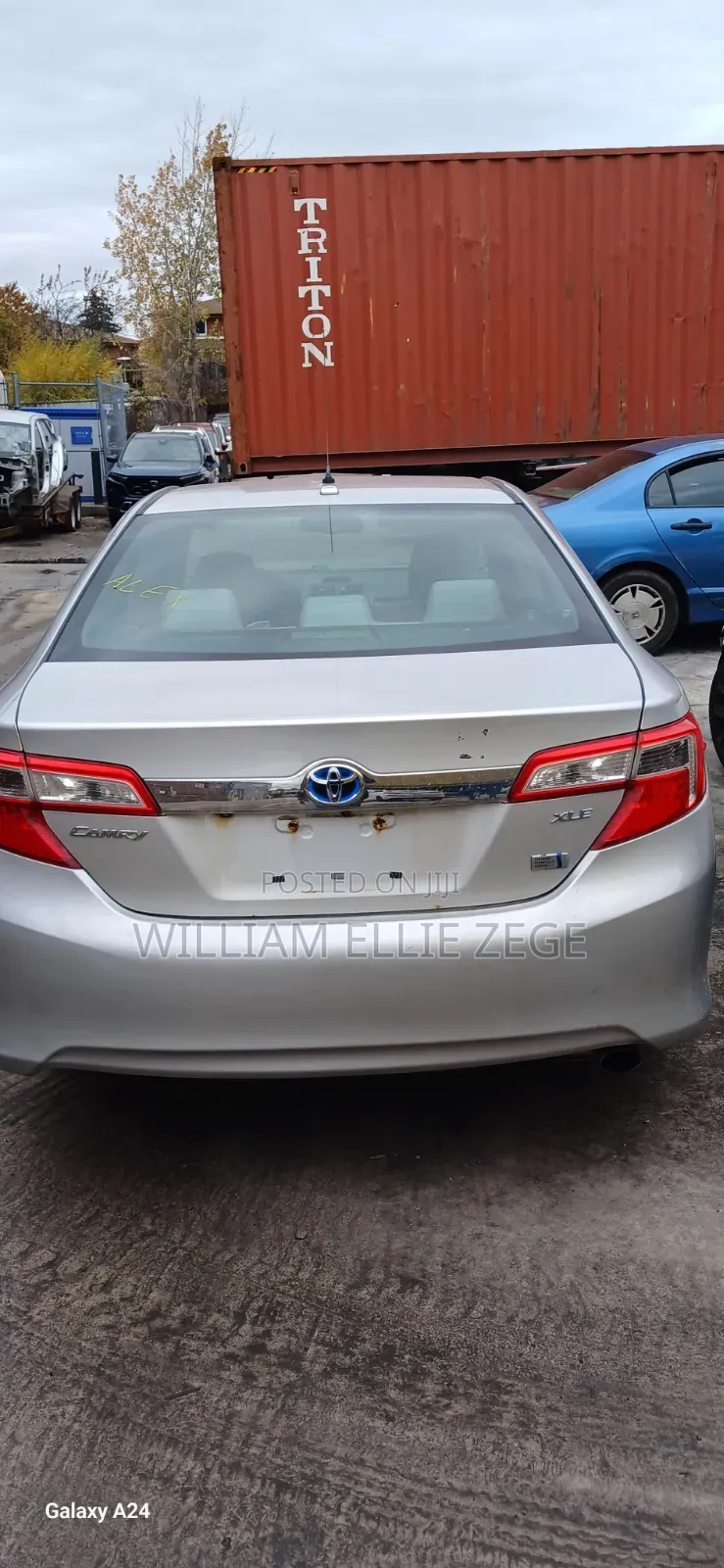 Toyota Camry Hybrid XLE 2012 Silver