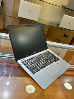 Laptop Dell Latitude 5310 8GB Intel Core i5 SSD 256GB