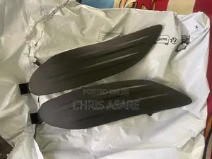 Corolla 2005 - 2008 Fog Light Cover