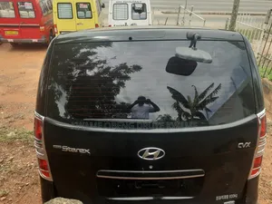 Hyundai Starex 2014 Black