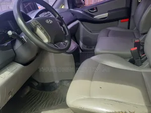 Hyundai Starex 2014 Black