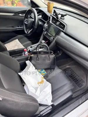 Honda Civic 2018 White