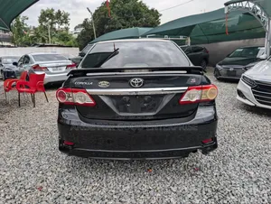 Toyota Corolla LE 4dr Sedan (1.8L 4cyl 4A) 2012 Black