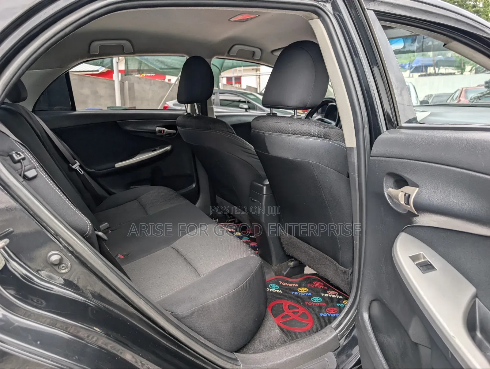Toyota Corolla LE 4dr Sedan (1.8L 4cyl 4A) 2012 Black