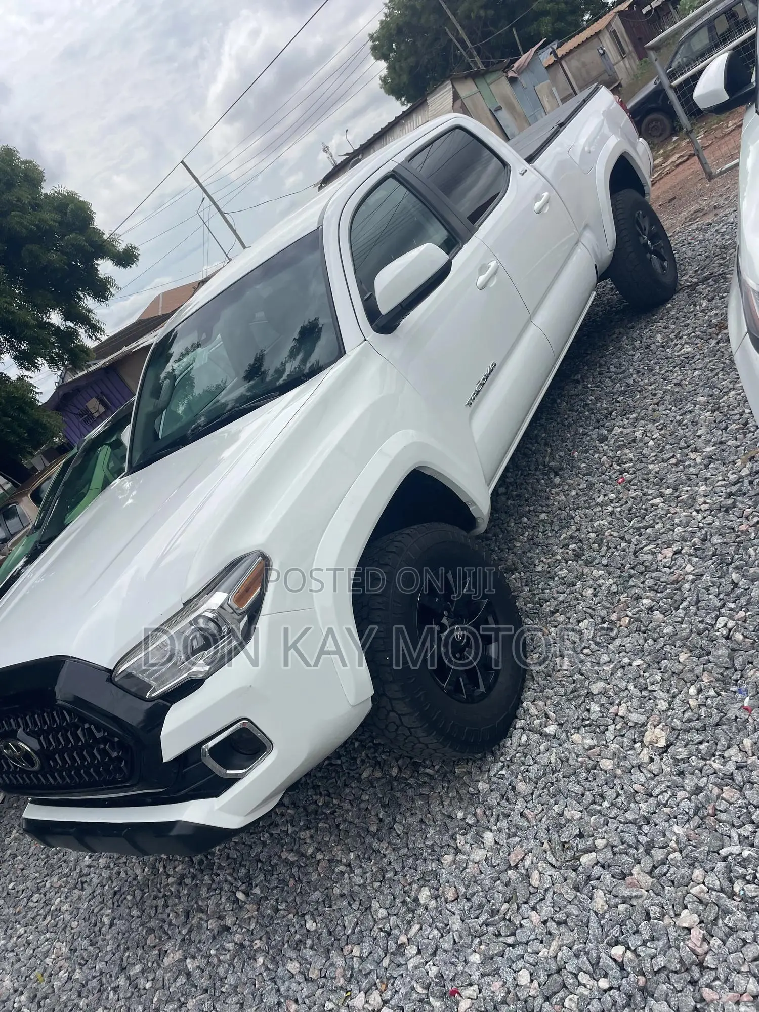 Toyota Tacoma 2019 White