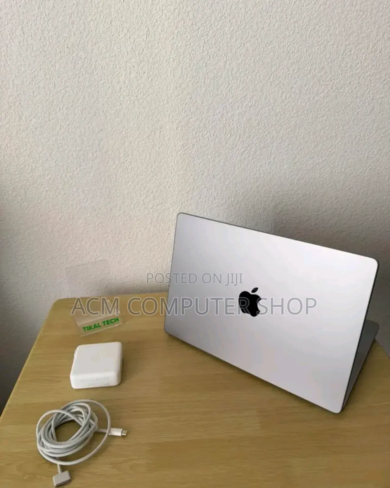 New Laptop Apple MacBook Pro M1 16GB Apple M1 Pro SSHD (Hybrid) 512GB
