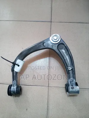 10772. Original Gm Genuine Cadillac Escalade Upper Arm From Usa