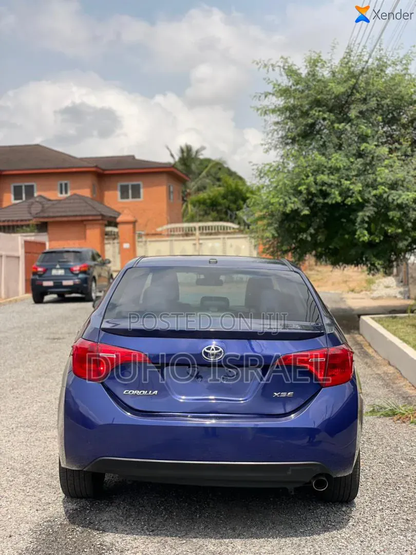 Toyota Corolla XSE (1.8L 4cyl 2A) 2019 Blue