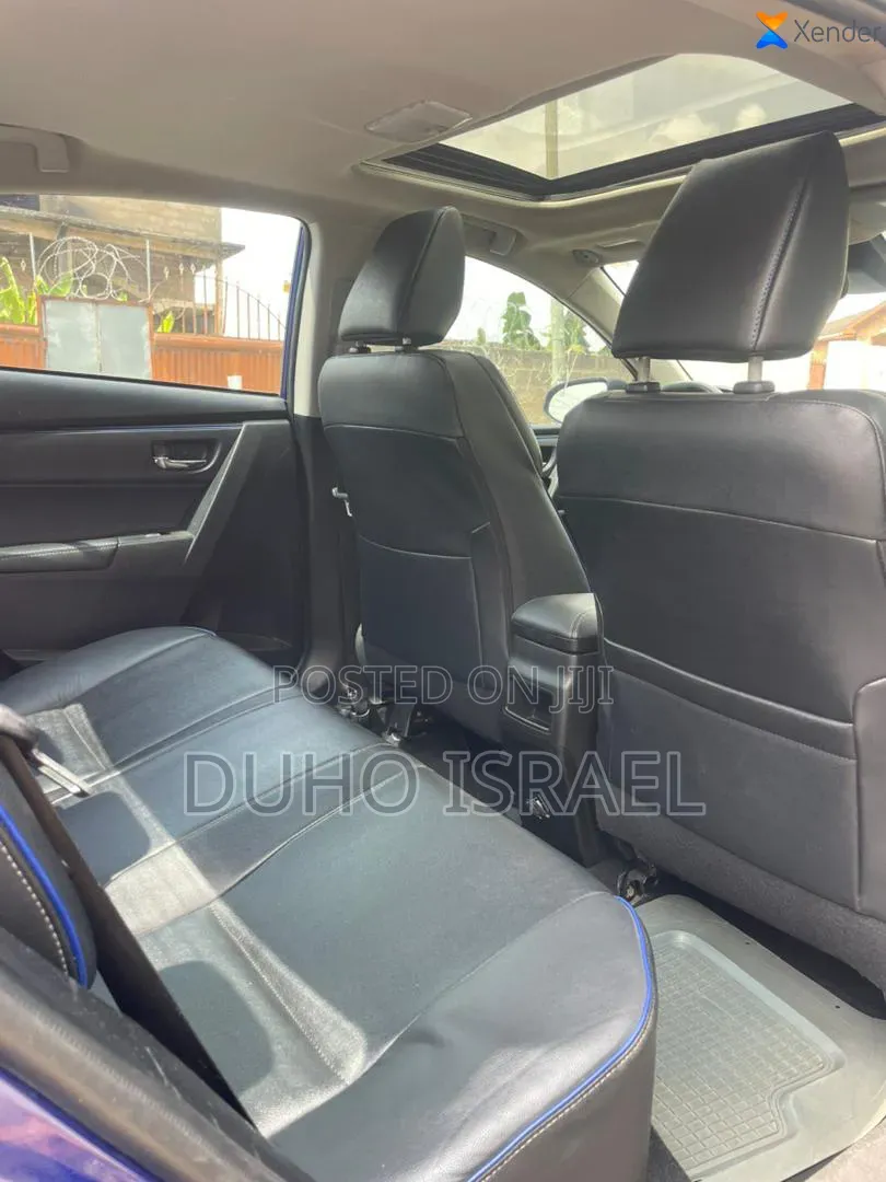 Toyota Corolla XSE (1.8L 4cyl 2A) 2019 Blue