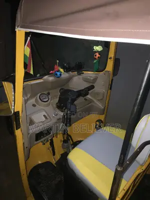 Bajaj RE 2022 Yellow