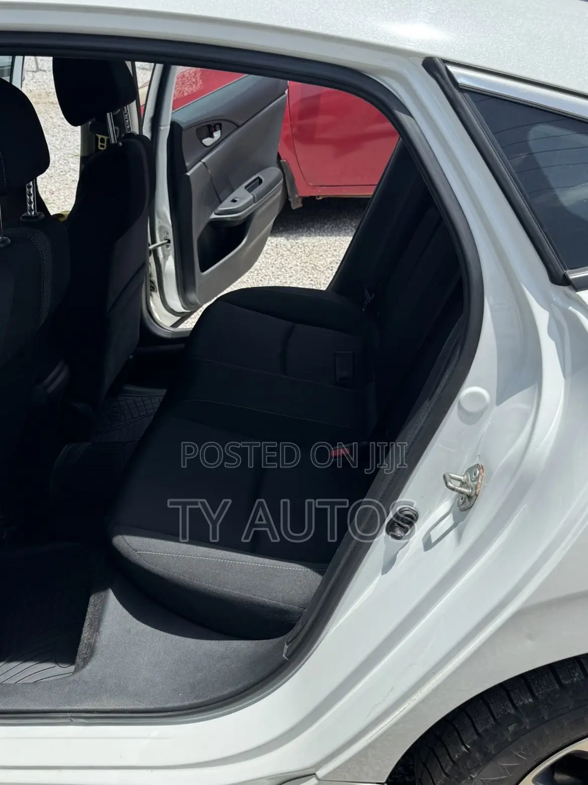 Honda Civic EX Sedan 2019 White