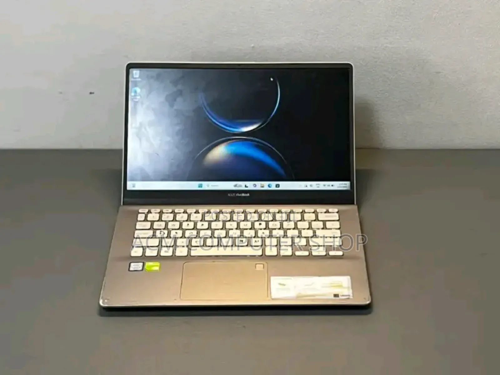 New Laptop Asus VivoBook E403NA 16GB Intel Core i5 SSD 512GB