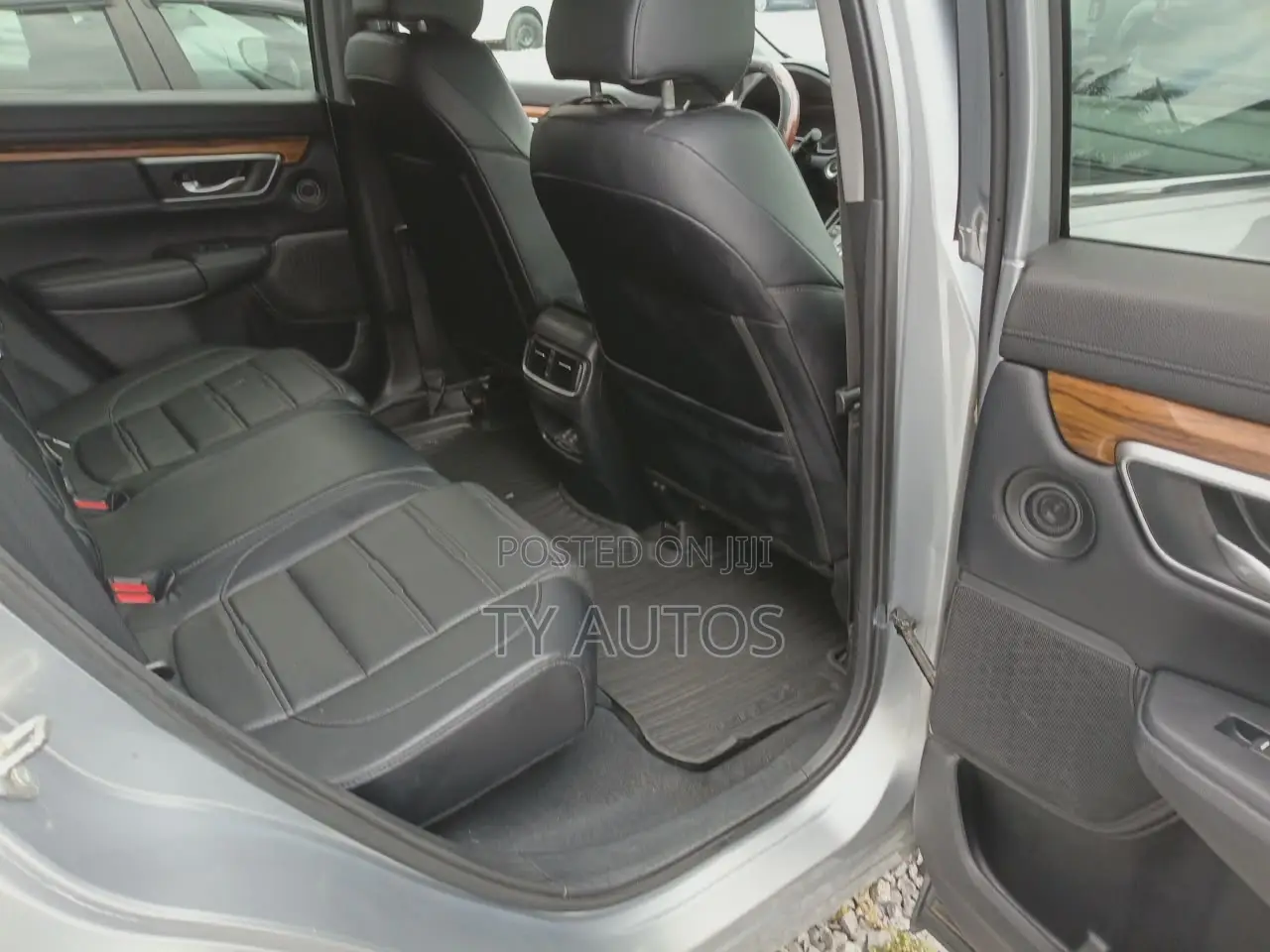 Honda CR-V Touring AWD 2018 Silver